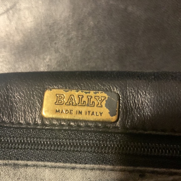 Bally quilted shoulder bag - Picture 8 of 9